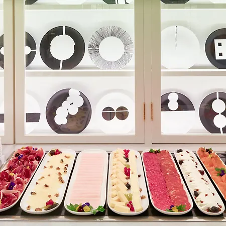 Hotell H10 Universitat (adults Only)