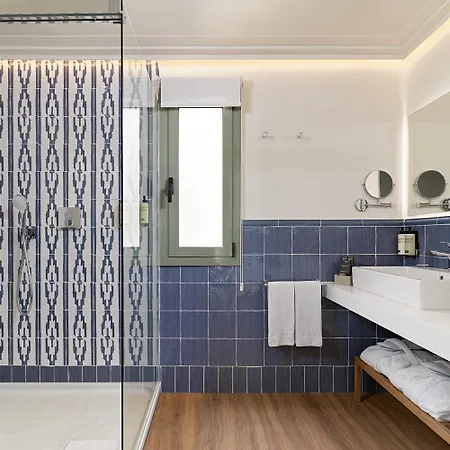 Hotel H10 Universitat