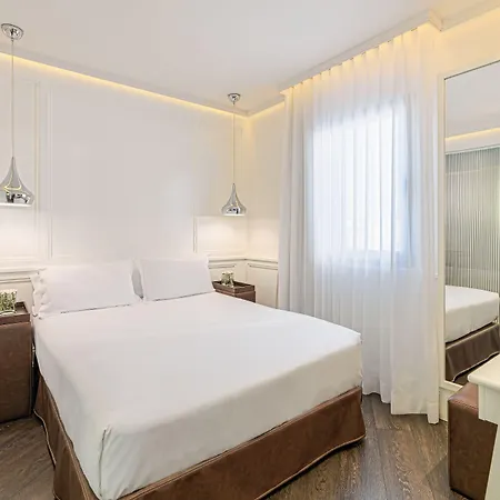 H10 Universitat (adults Only) Szálloda Barcelona