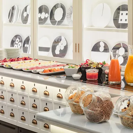 H10 Universitat (adults Only) Barcelona
