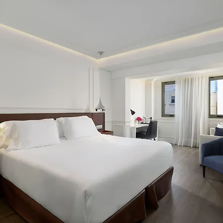 H10 Universitat (adults Only)