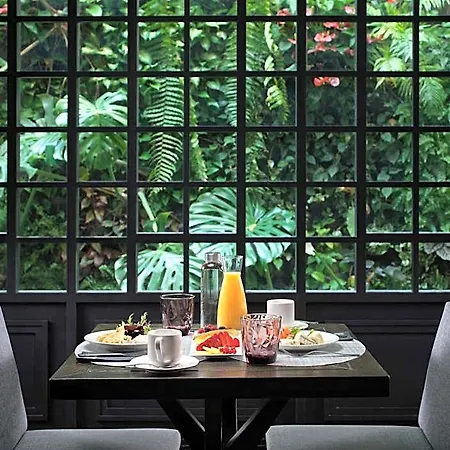 Hotel H10 Universitat (adults Only) 4*