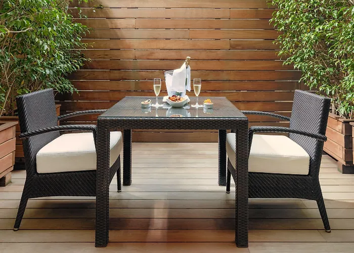 إتش 10 أونيفيرسيتات