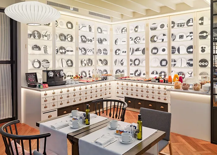 فندق إتش 10 أونيفيرسيتات برشلونة