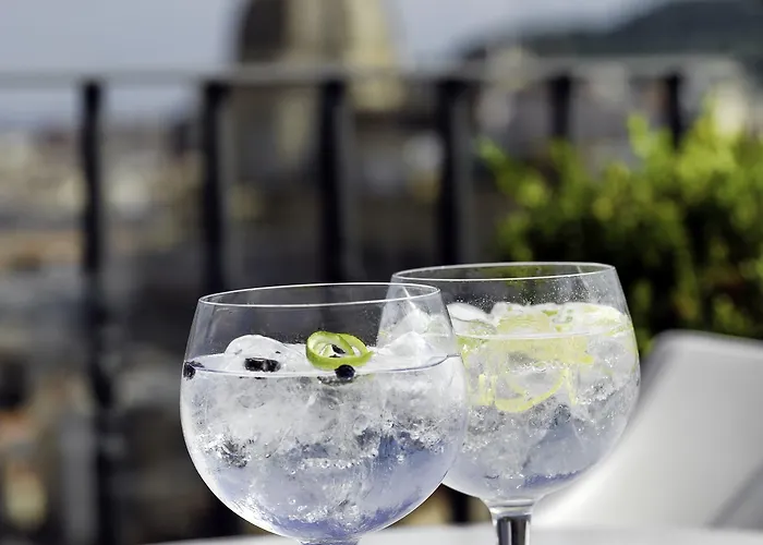 إتش 10 أونيفيرسيتات 4* برشلونة