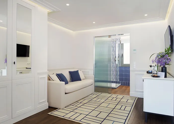 H10 Universitat (adults Only) Hotel