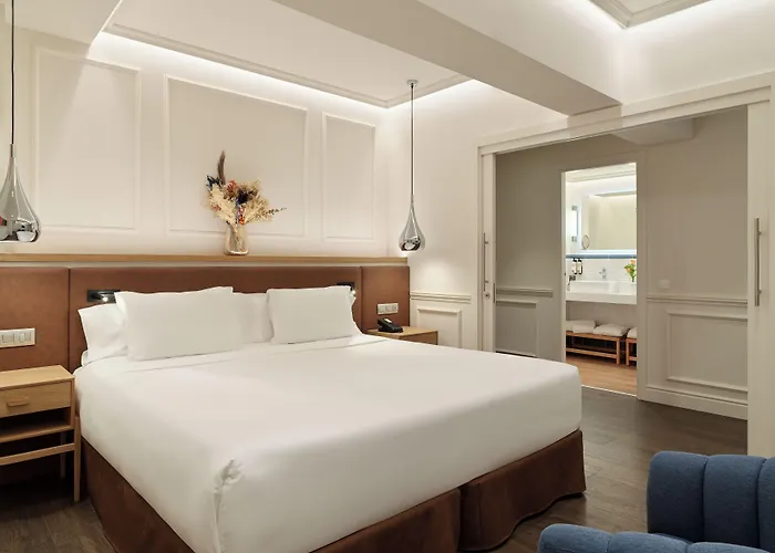 H10 Universitat (adults Only)