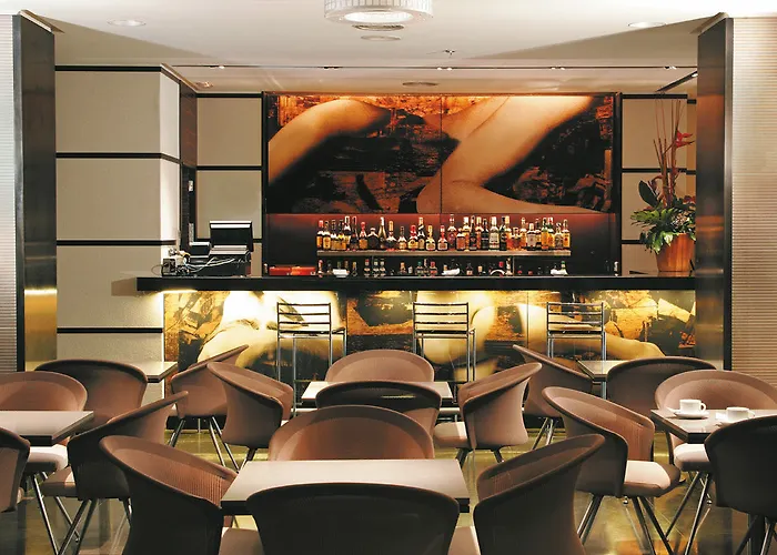Hotel H10 Universitat (adults Only)